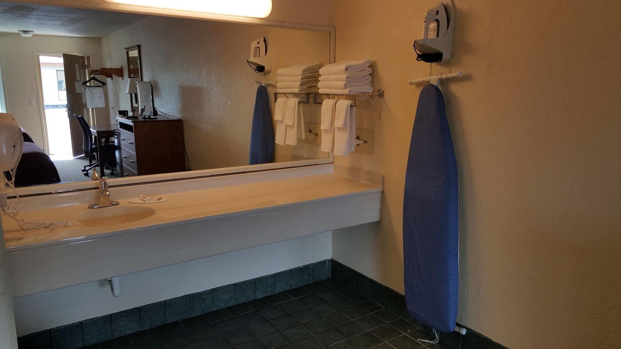 Cedar Cove Hotel Sandusky Exterior foto